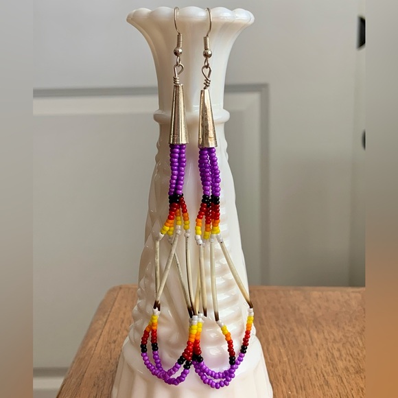 Beautiful Zuni Handmade Beaded Dangle Earrings - Picture 5 of 9